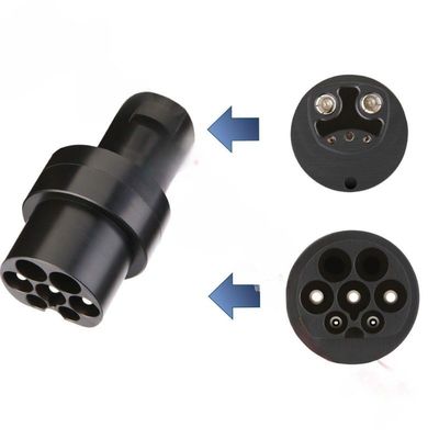 Type2 ถึงอะแดปเตอร์ชาร์จ Tesla 80 แอมป์ 250V AC สำหรับเครื่องชาร์จรถยนต์ไฟฟ้า การป้องกัน IP55